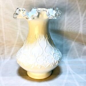 Fenton Silver Crest Milk Glass Vase Ruffled Edge Spanish Lace Floral Vintage 8"